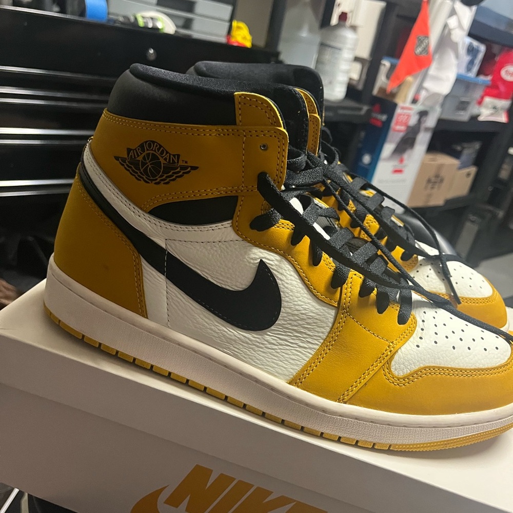 Nike Air Jordan High Top Retro 1s- Yellow, Black, and White